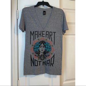 obey “make art not war” v neck